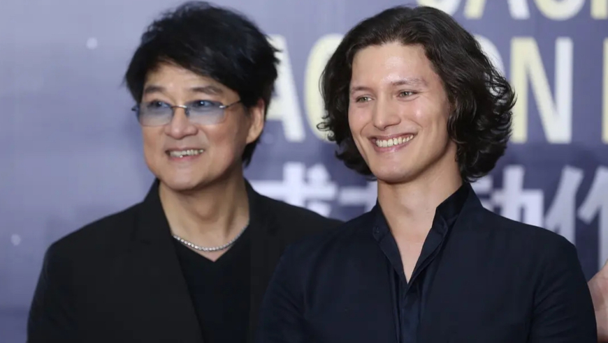 新澳门彩2025历史开奖,高校推出本硕博八年连读学制,精准解释落实的人生哲理_钻石版V13.59